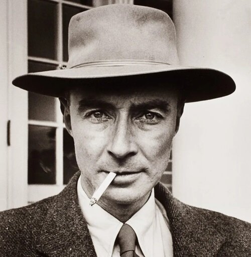 세상을 바꾼 세기의 천재들 이름 퀴즈