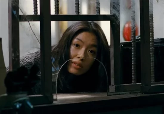 한국 영화 장면 보고 제목 맞추기